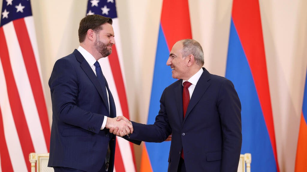J.D. Vance en visite officielle à Erevan pour renforcer la coopération États-Unis–Arménie