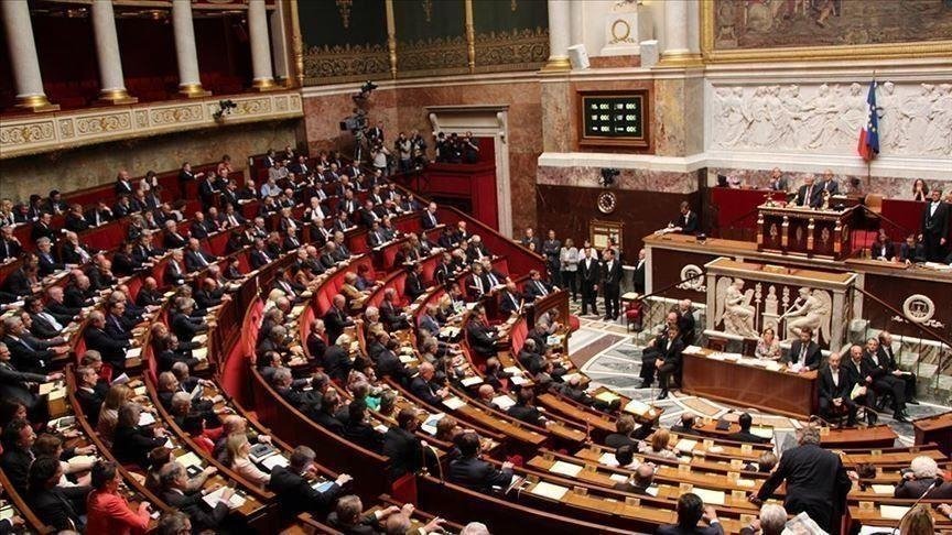 Assemblée nationale lors de l’adoption du budget 2026 après le rejet des motions de censure.
